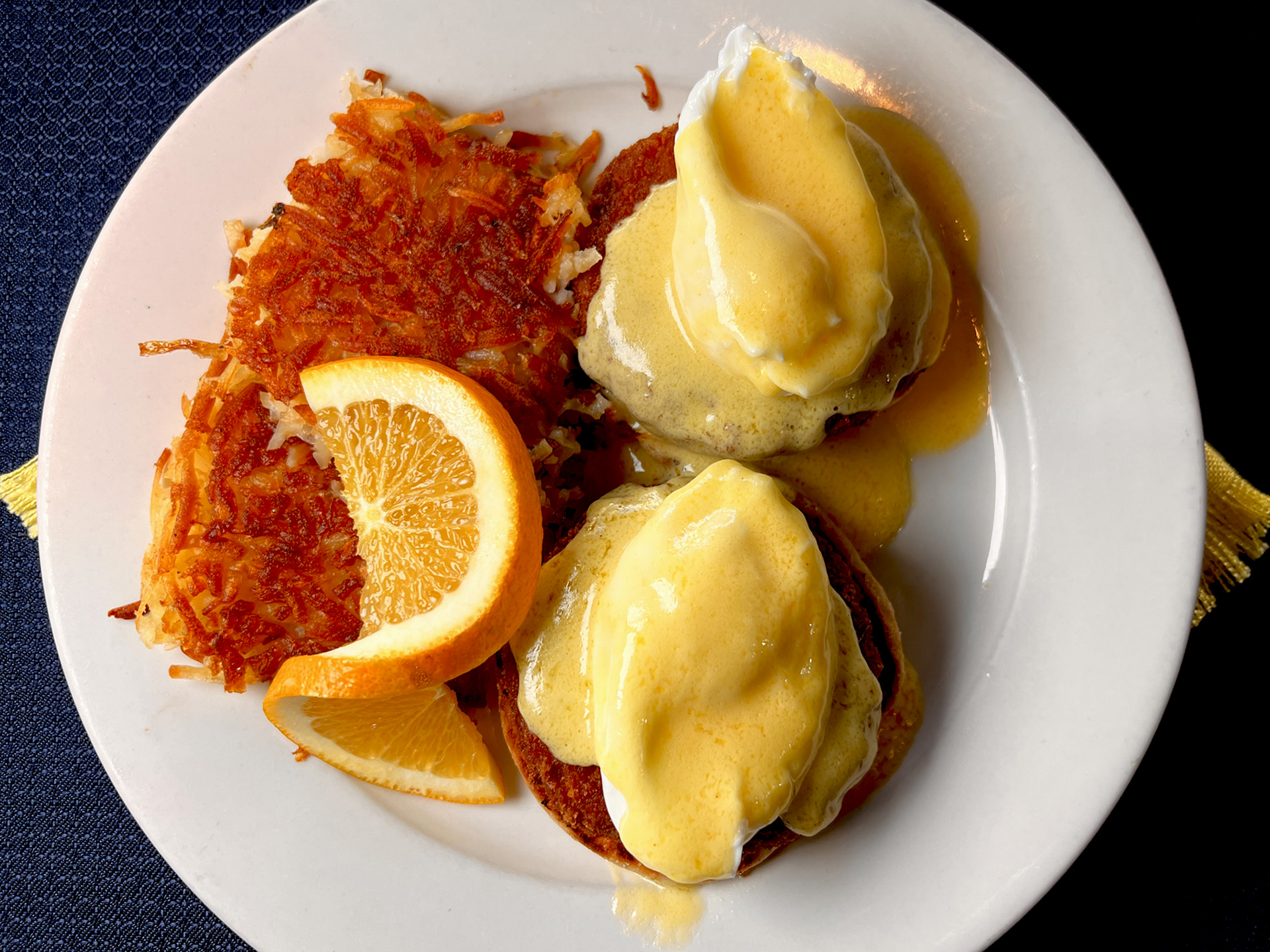 Crabcake Pouch Eggs Hashbrown Closeup