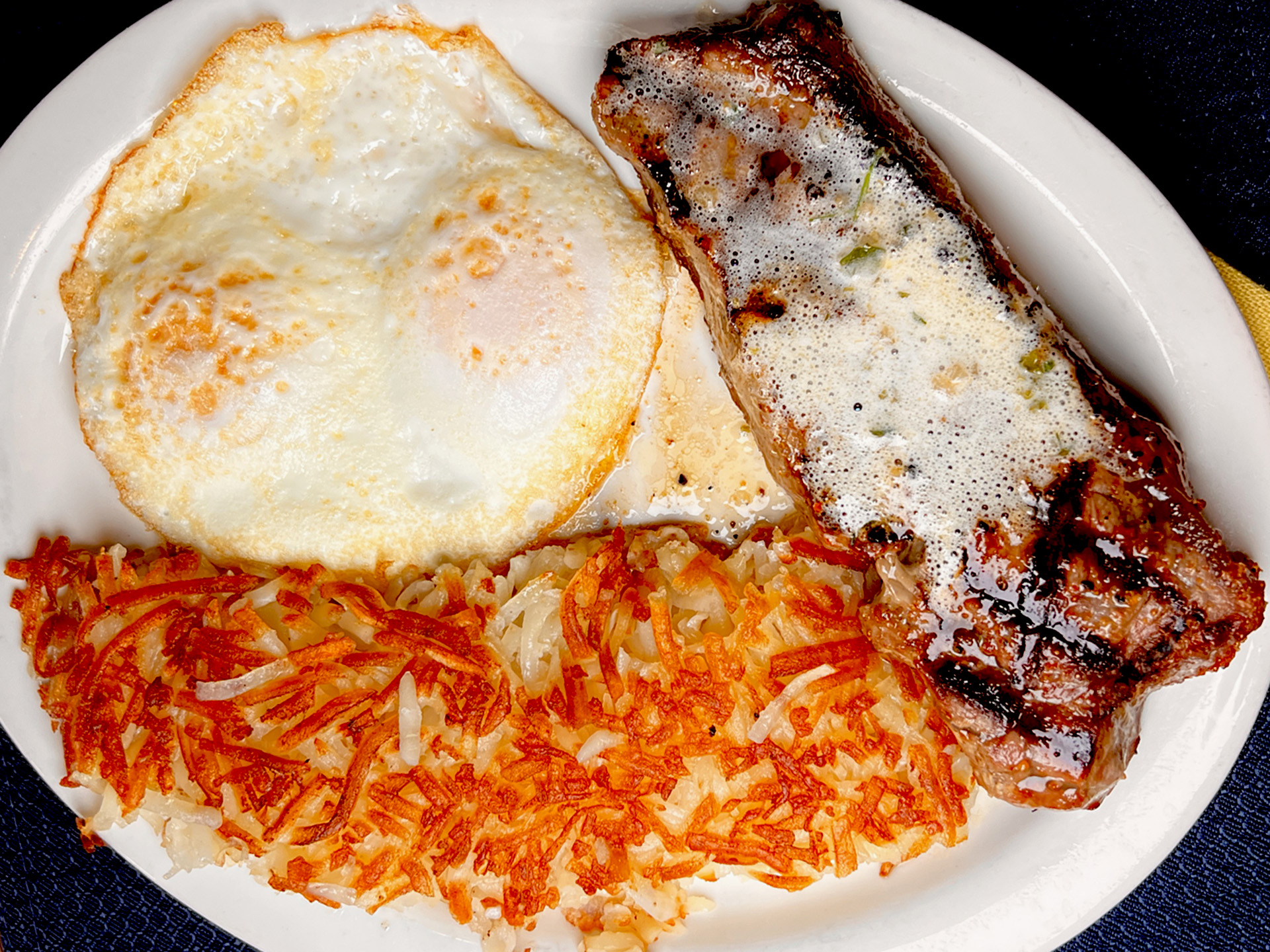 Rib Eye Eggs Hash Brown Clseup