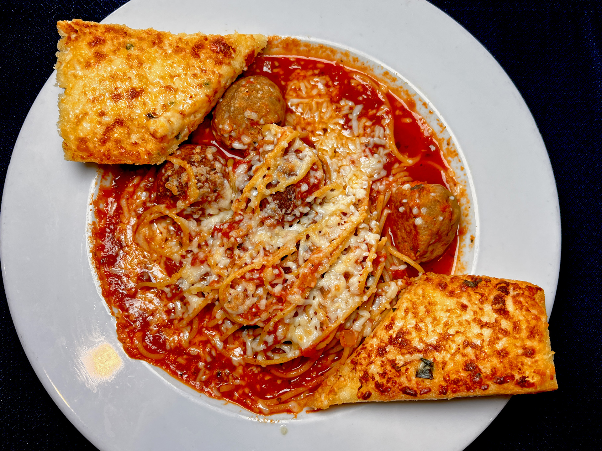 Spagetti Meatballs Garlicbread