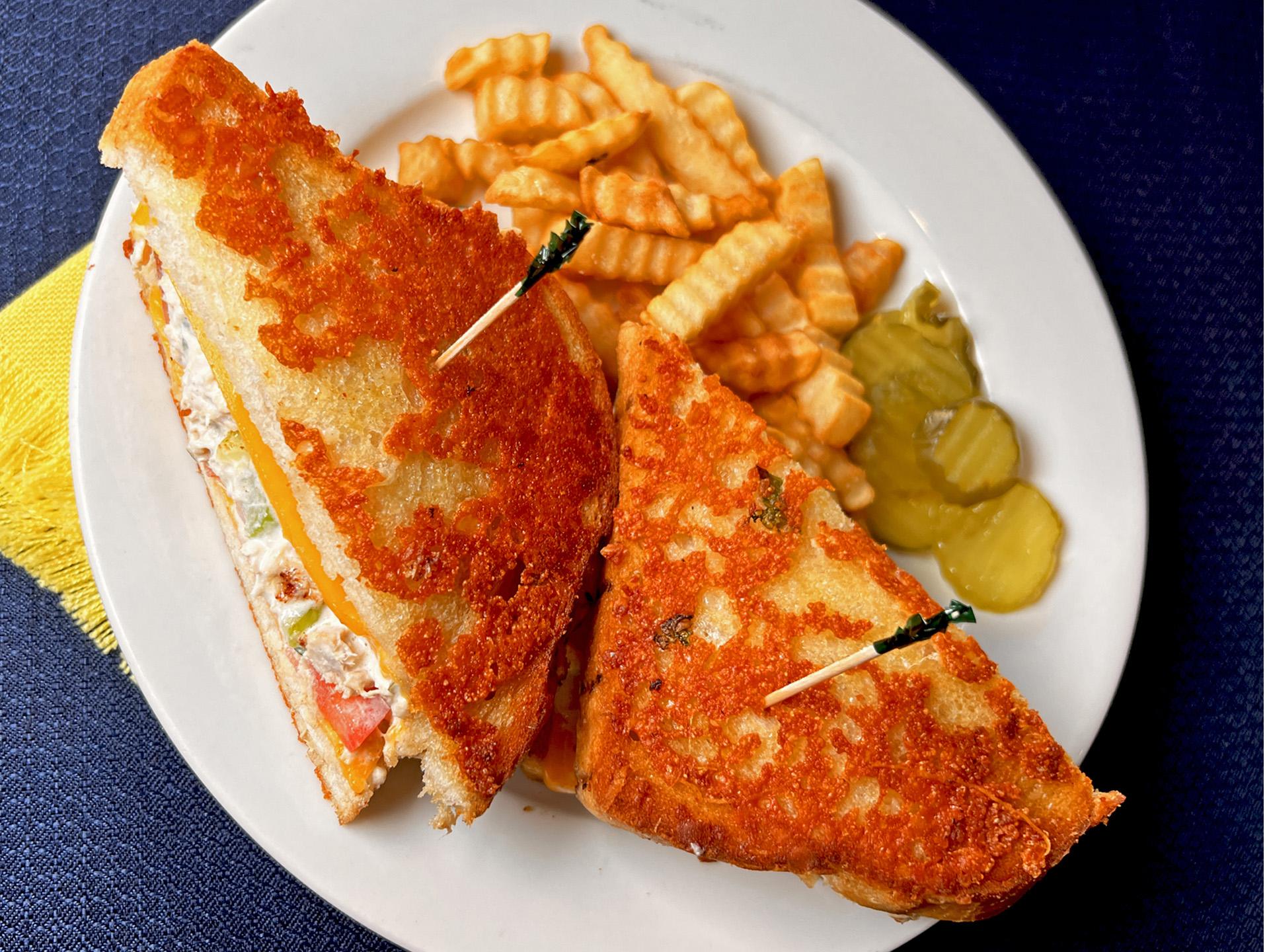 Special Ham Cheese Tomatoe Lettuce Sandwitch Closeup